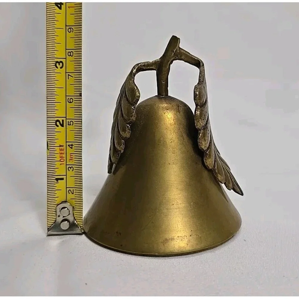 VINTAGE Brass Pear Lid/Top ONLY, Trinket Box,‎ Screw Top, Two Leaves On Stem